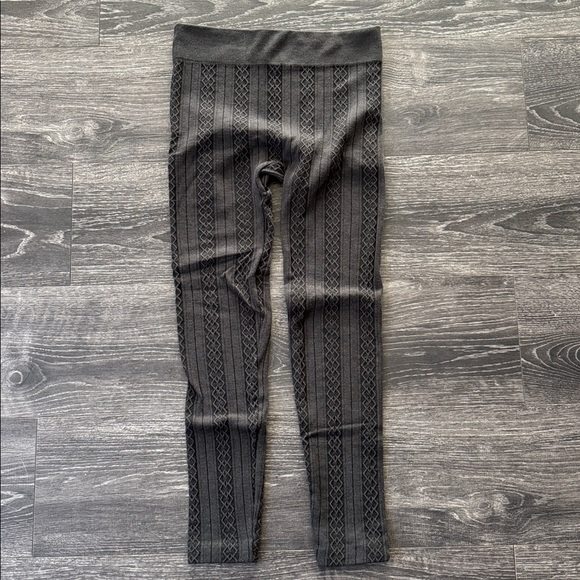 Time and Tru Pants - Time and Tru Charcoal Textured Leggings